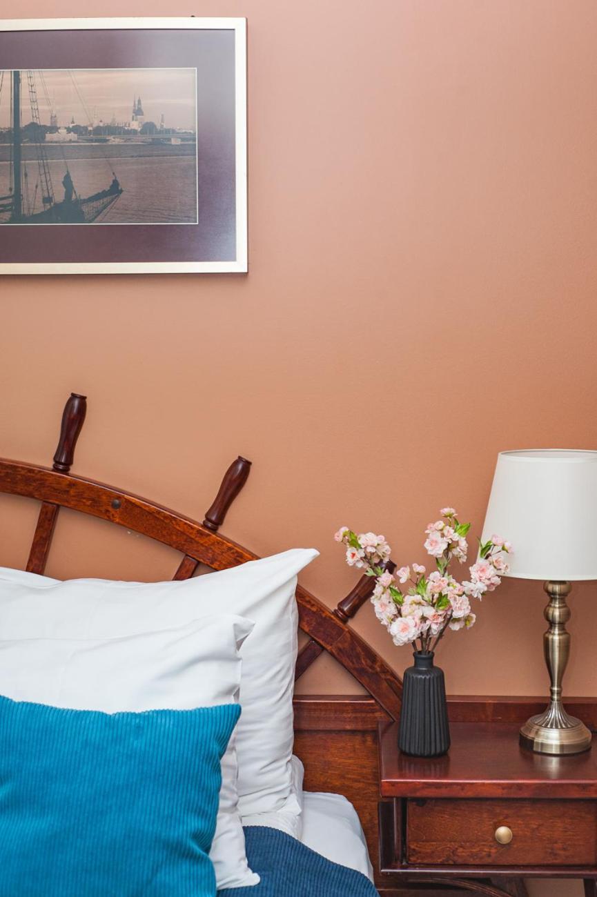Port Hotel Ādaži Eksteriør billede