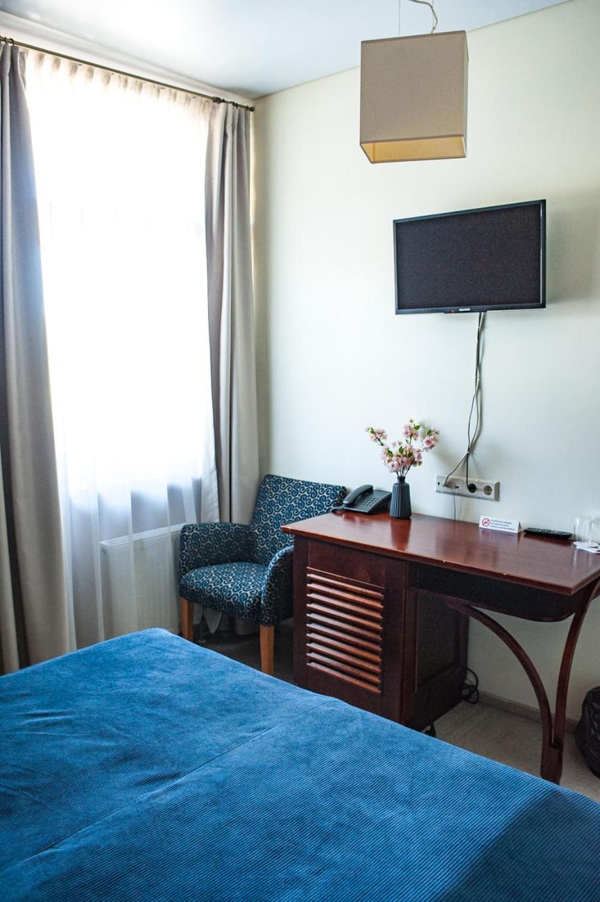 Port Hotel Ādaži Eksteriør billede